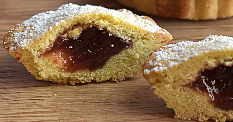 tortine soffici alla confettura NO