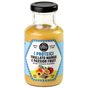 Frullato mango e passion fruit proteico